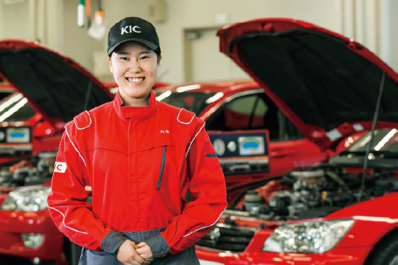 二級自動車工学科 山本 香里朱さん 大分スバル自動車株式会社 日田三隈高等学校出身(大分県)